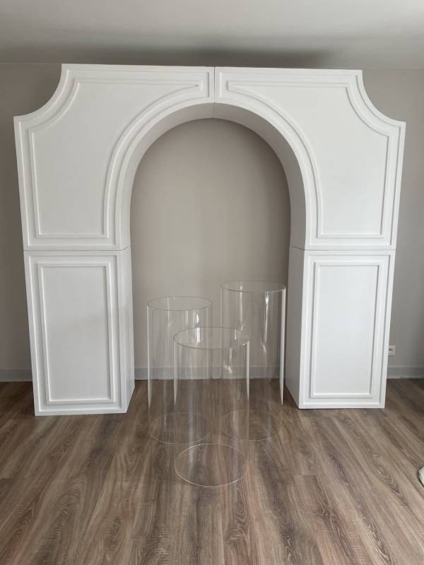 Ensemble Arc & Table